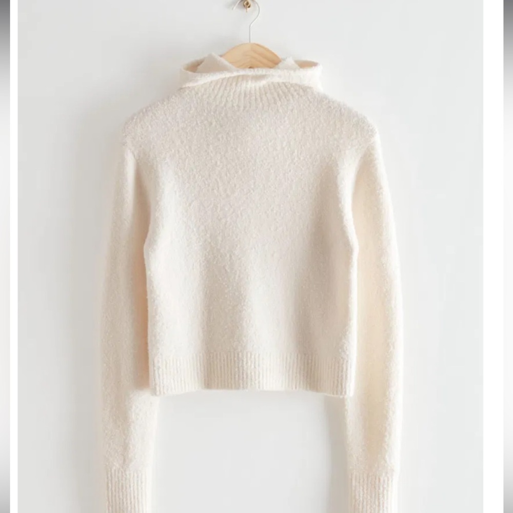 Fitted Hooded Knit Jumper